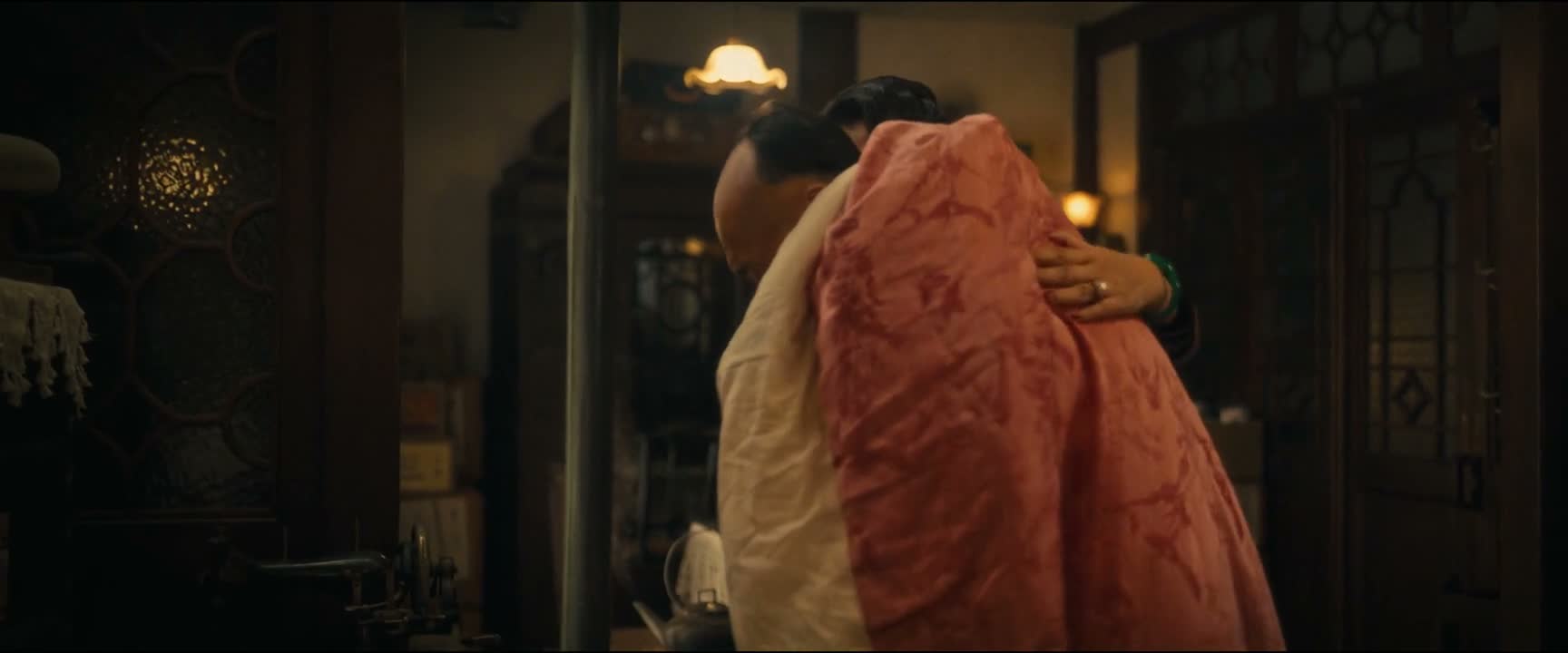 你自个儿都是泥菩萨难自保了