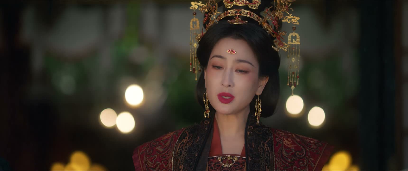 用得着你一个贵妃
