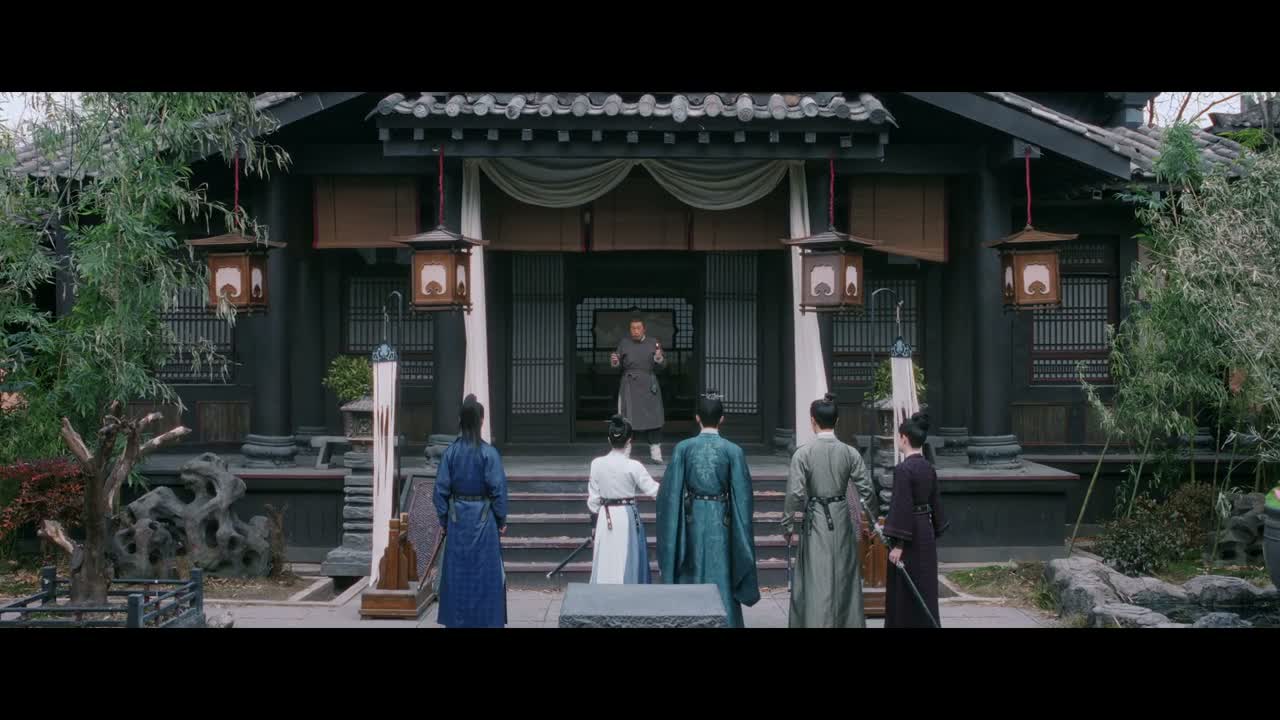 都退后 不然一起死