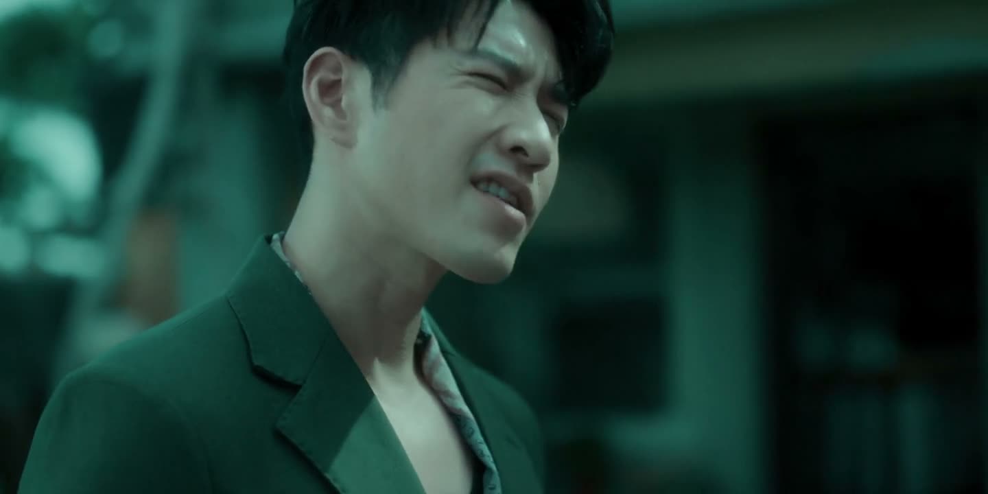 你倒不如好好反省你自己吧