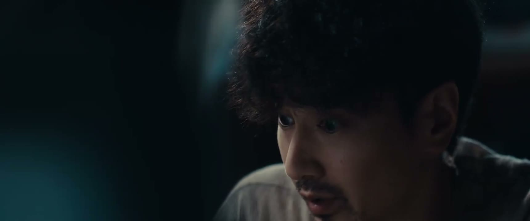 他有权利让别人搬进来 但你也有选择