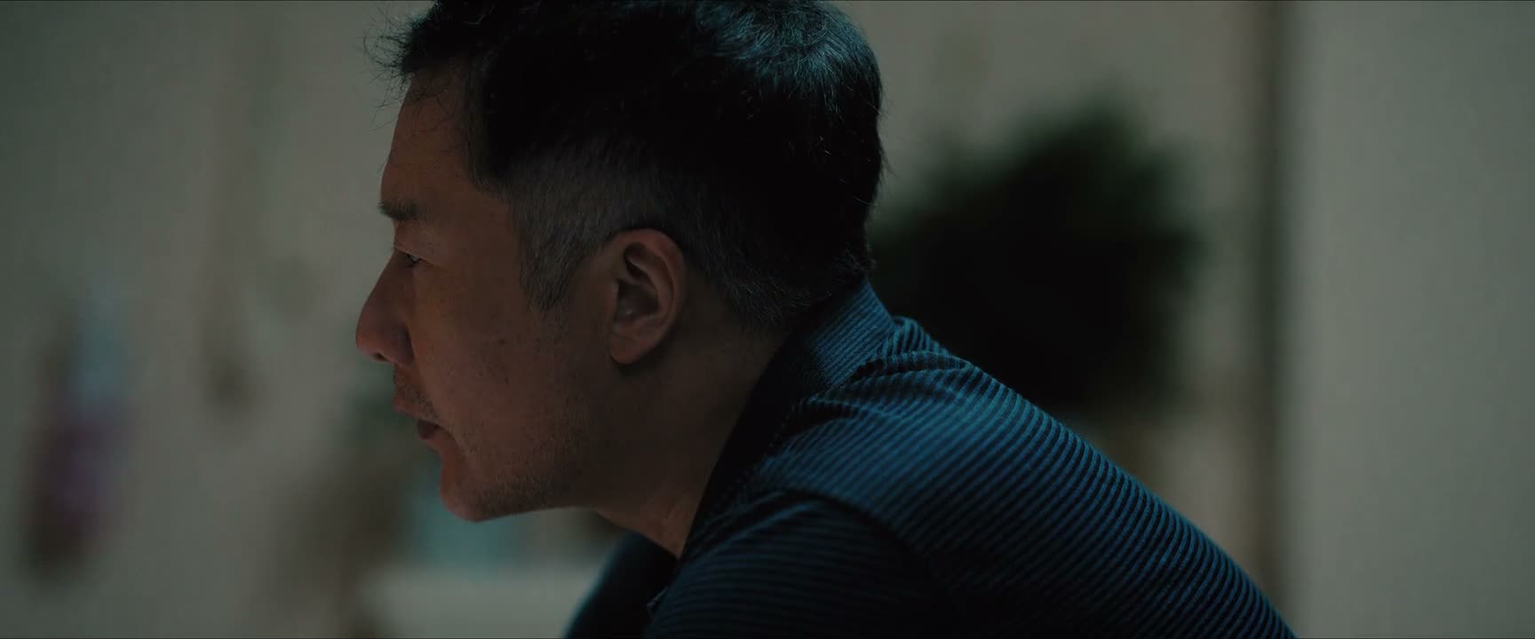 别装模作样的了
