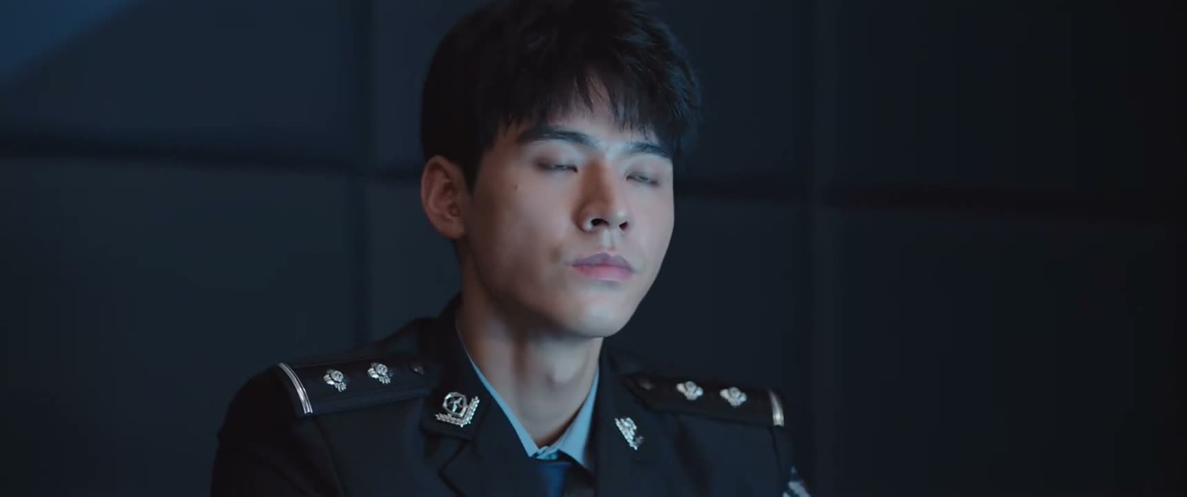 连女人手都没摸过