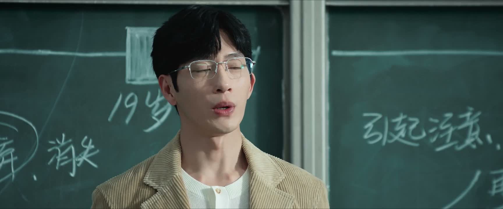 会在我们的心里结成一盏灯