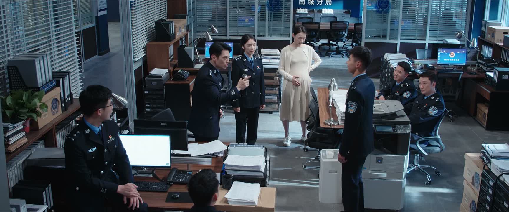 你师兄我就必须唠叨两句了 行了行了行了