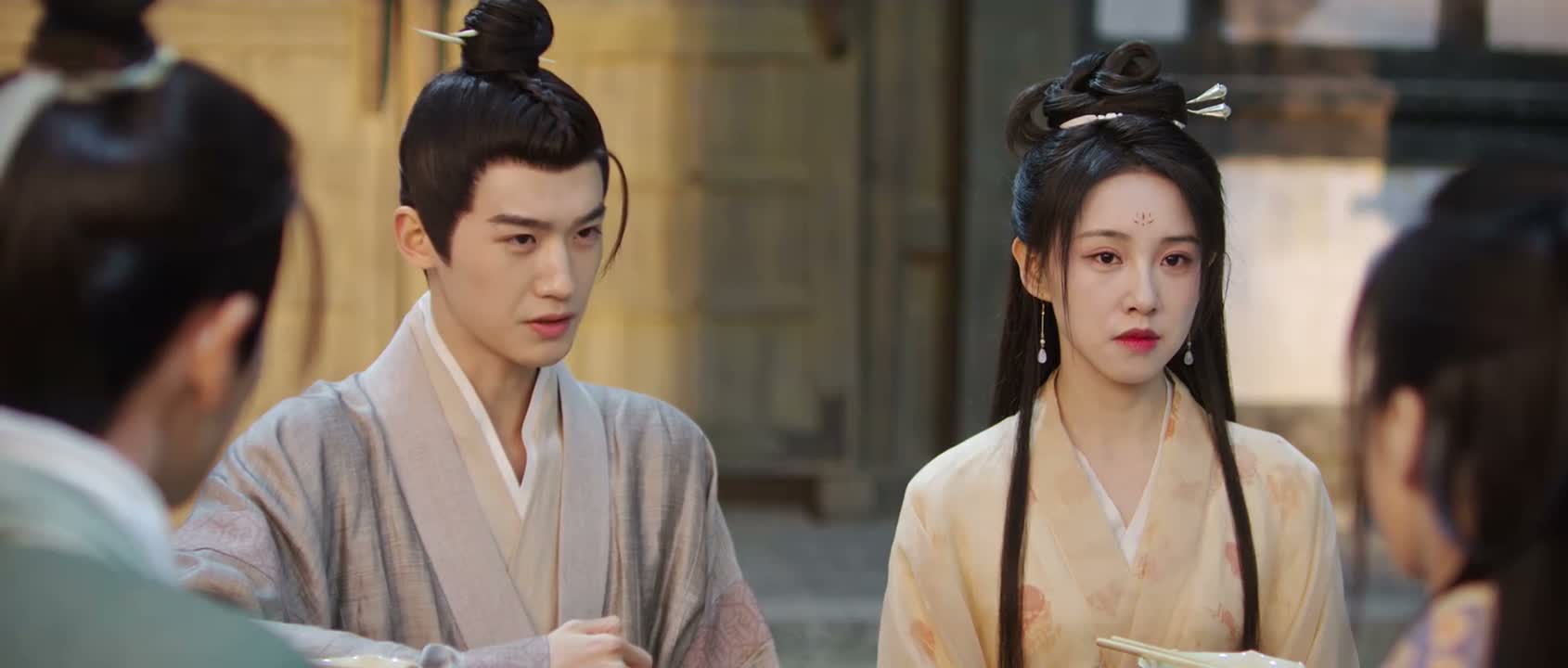 苦苦哀求小师妹放过自己