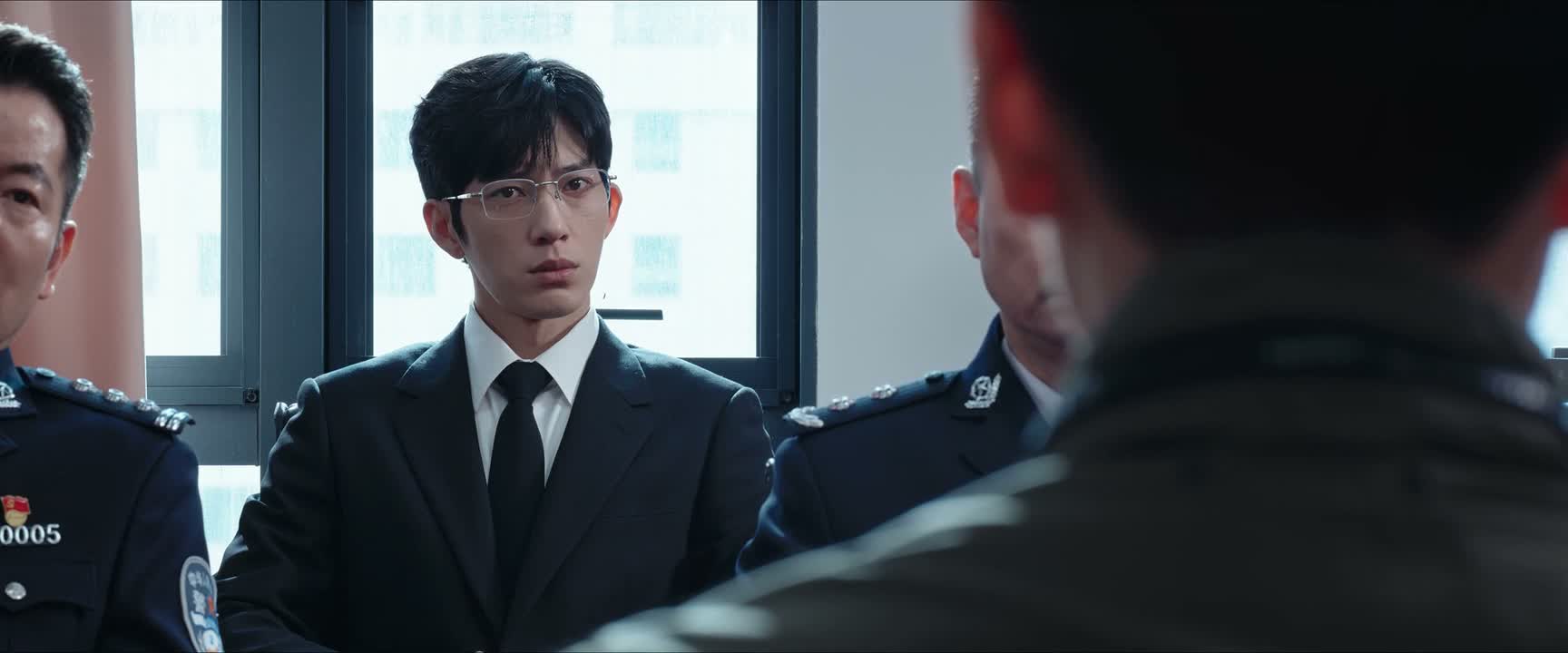 才摸清楚他们的组织架构
