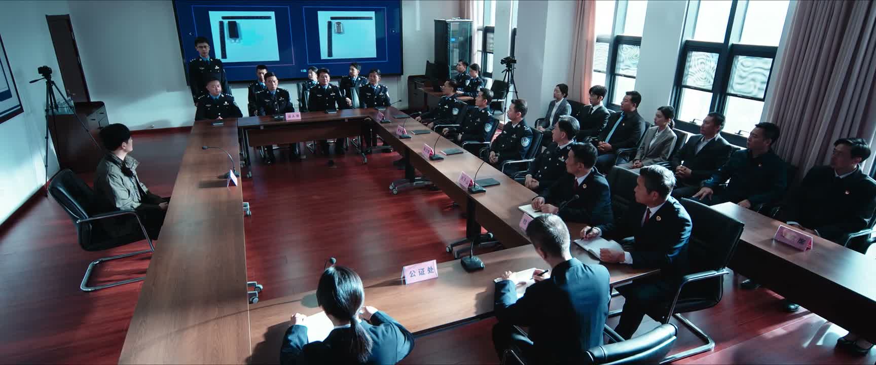 第一时间就跟蒋诚 做了内容上的确认