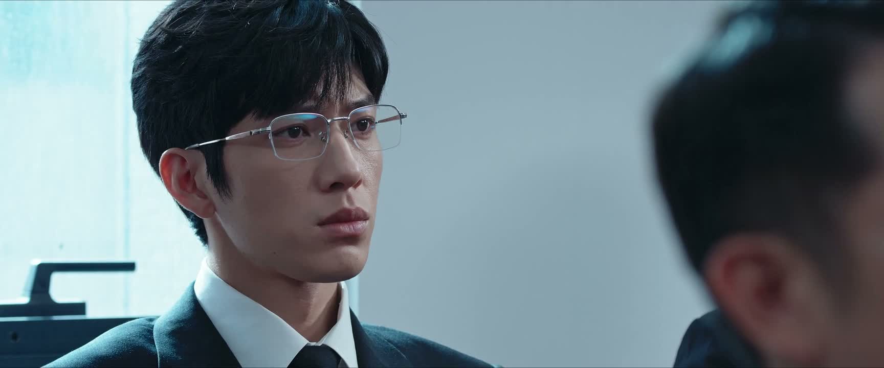 各位领导说到这儿 我要插一句题外话