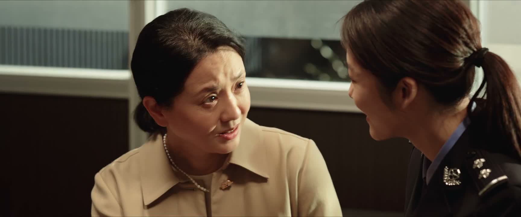 叫他出来吃饭 行 我给他打个电话
