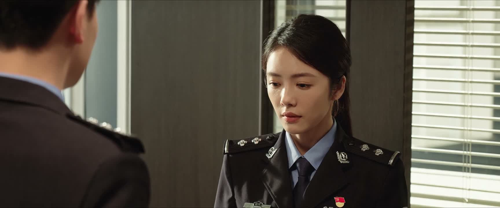 你看二哥 还是穿警服最帅吧