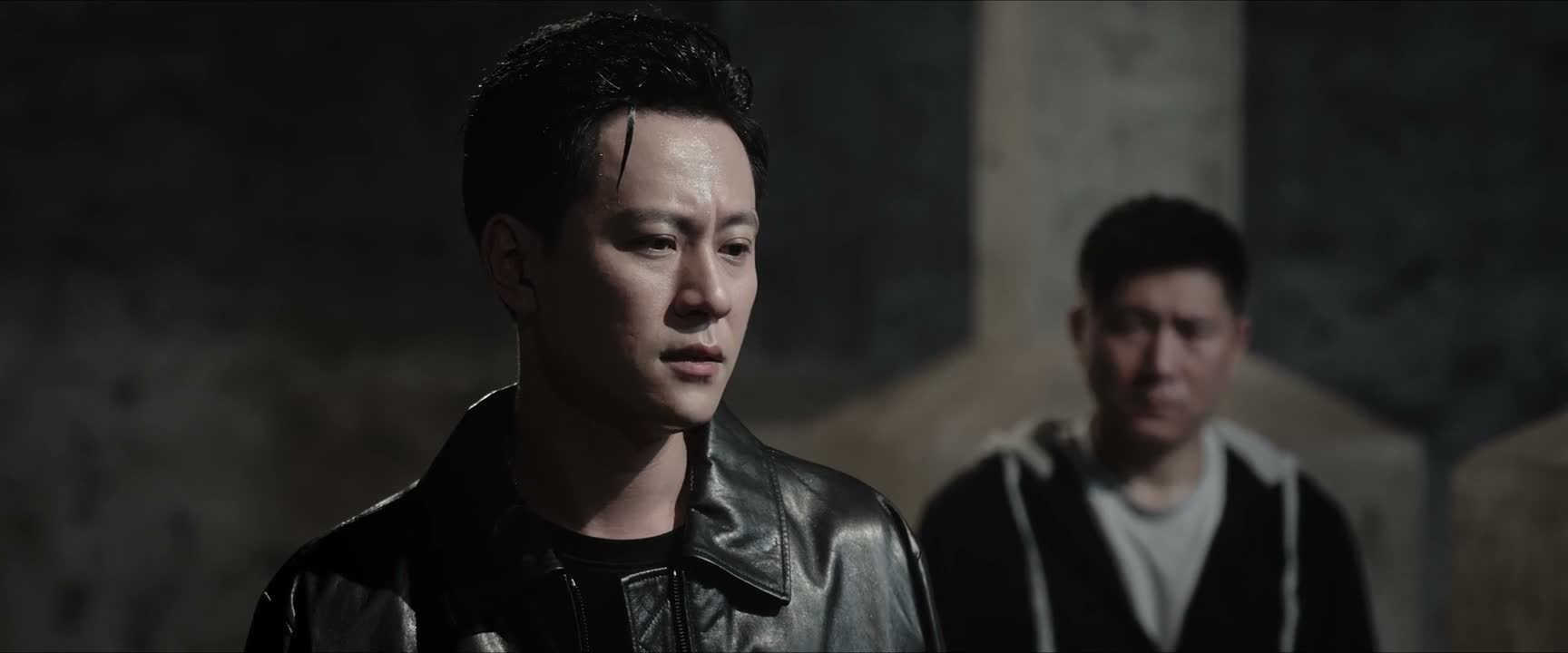 挣钱就挣钱 为什么非要玩命呢