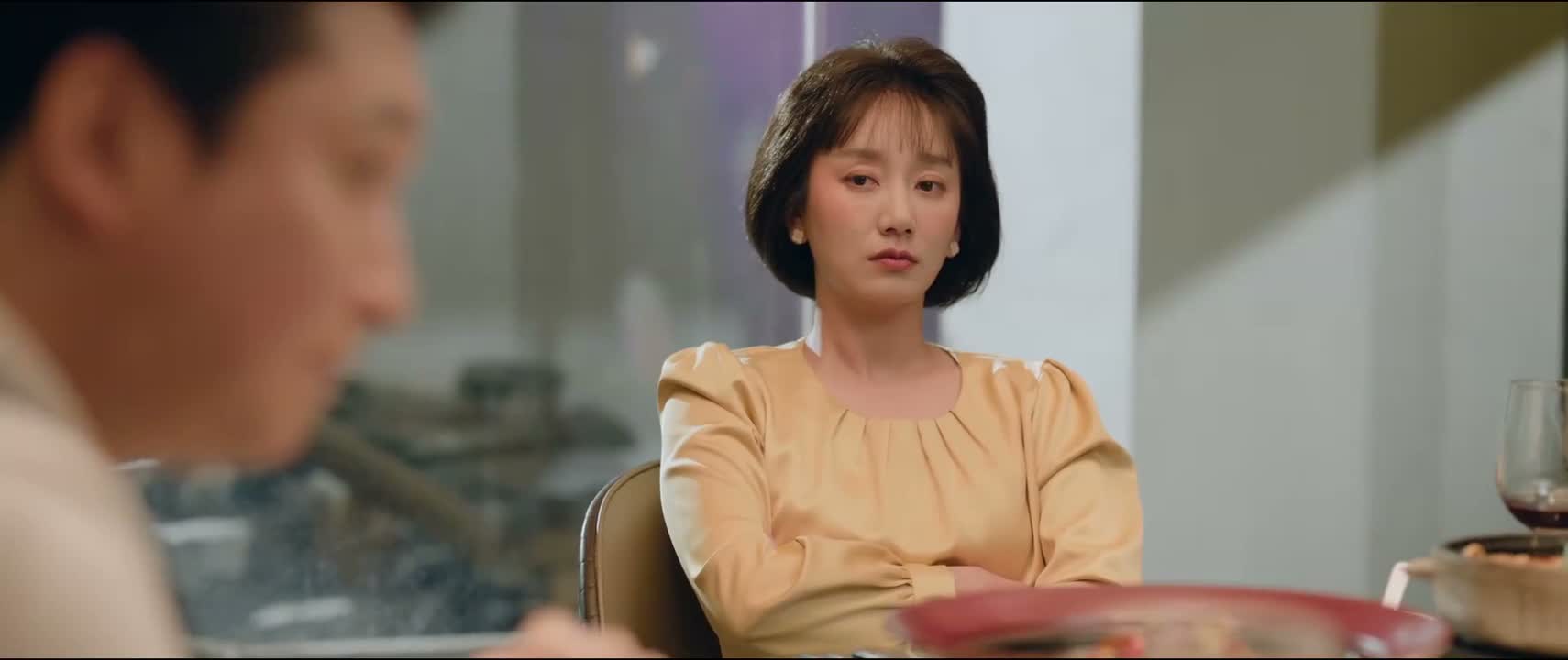 都不容易 是不是 这样
