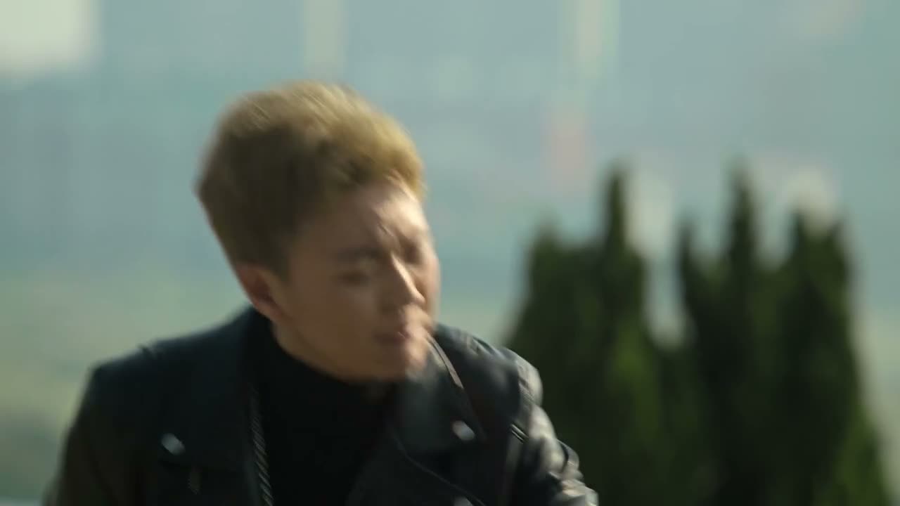 你别在这儿演了