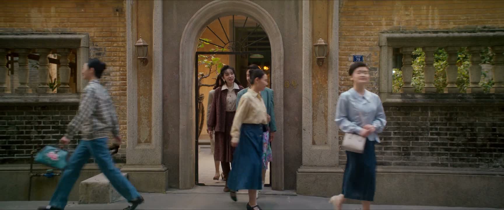 好嘞 明天别迟到啊 好