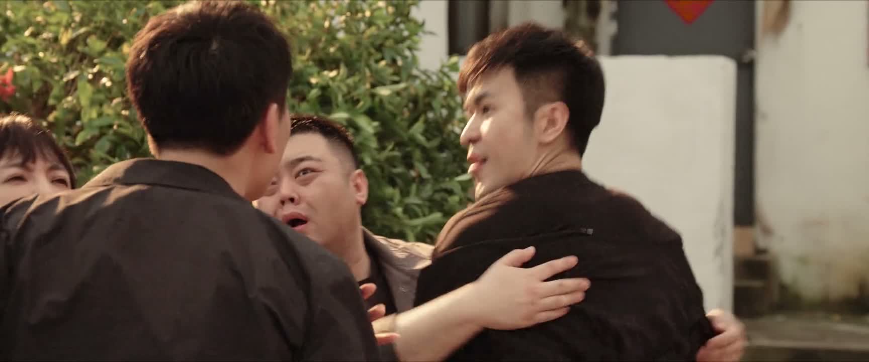 蒋诚你干吗呀 你能不能说人话 能不能 别打了