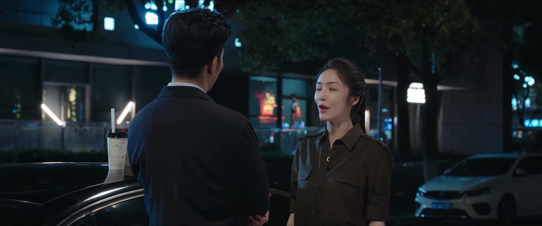 那我先走了 三哥 好 后天满月酒见 好
