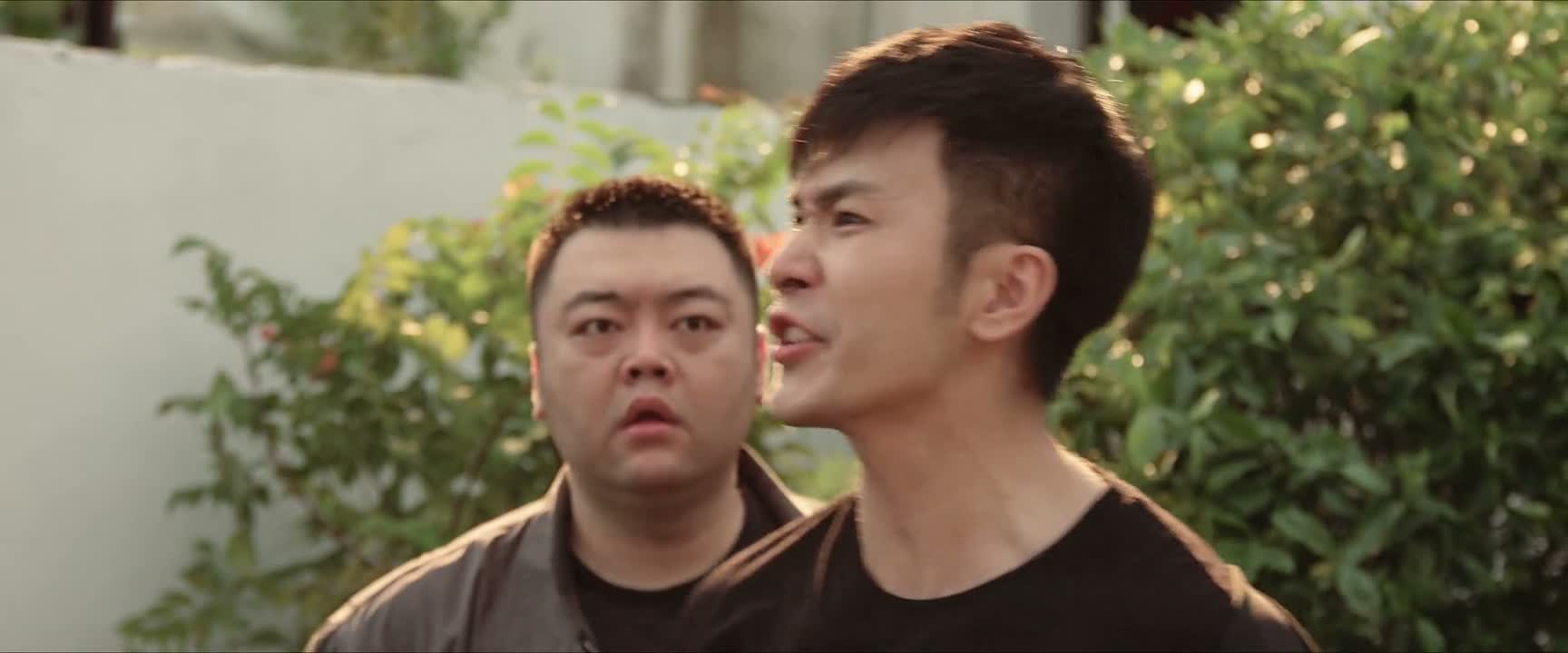 以后你当大哥别算我 我不配做你兄弟