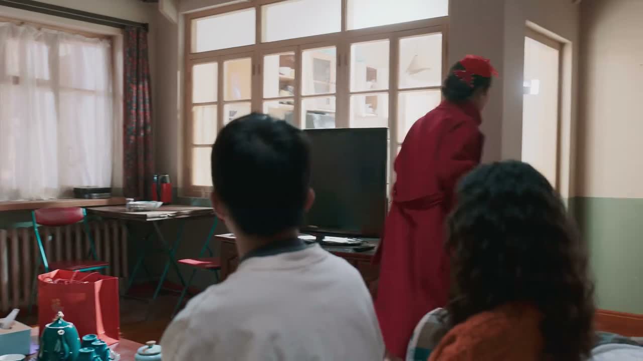 妈给你打包了好多好吃的