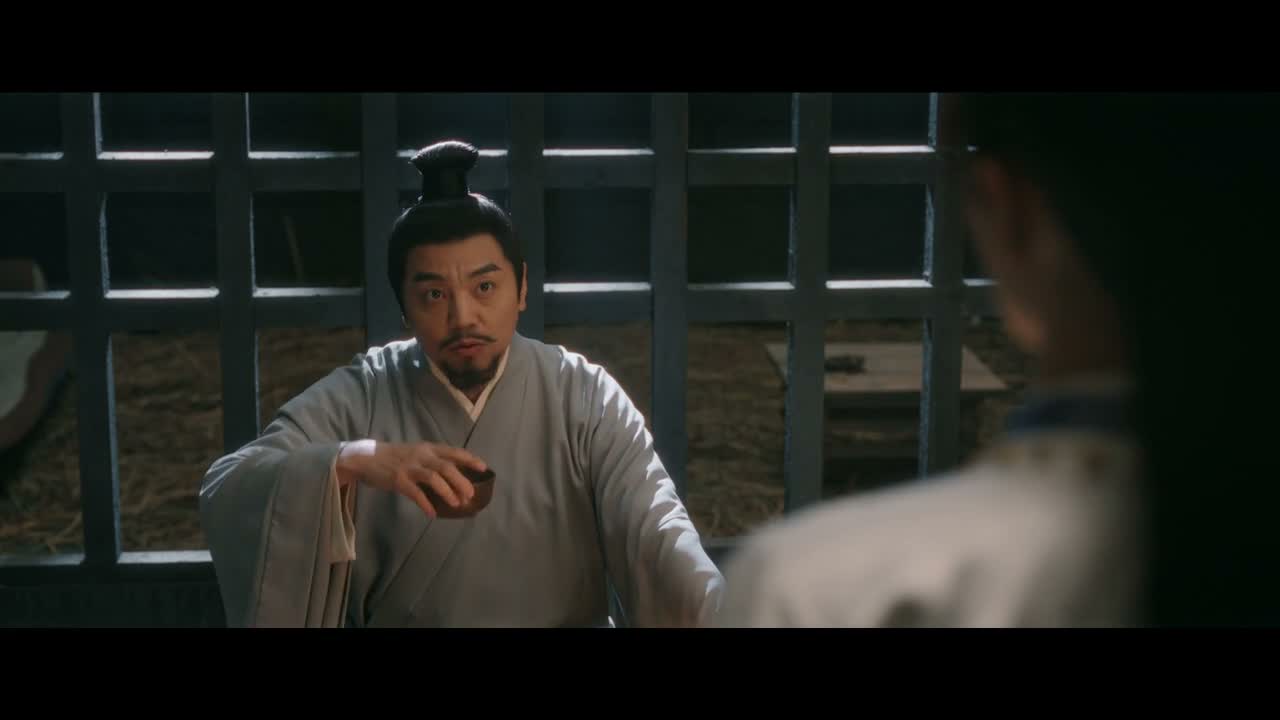 休想往我身上泼