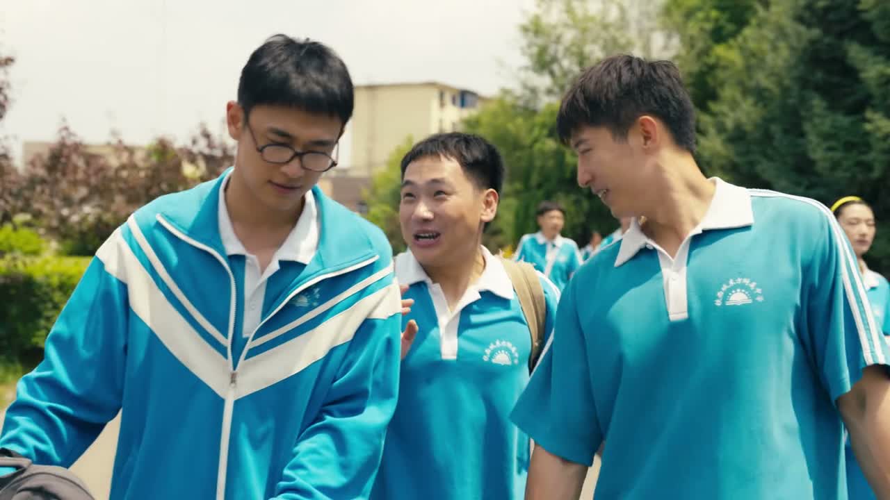 真是女大十八变啊