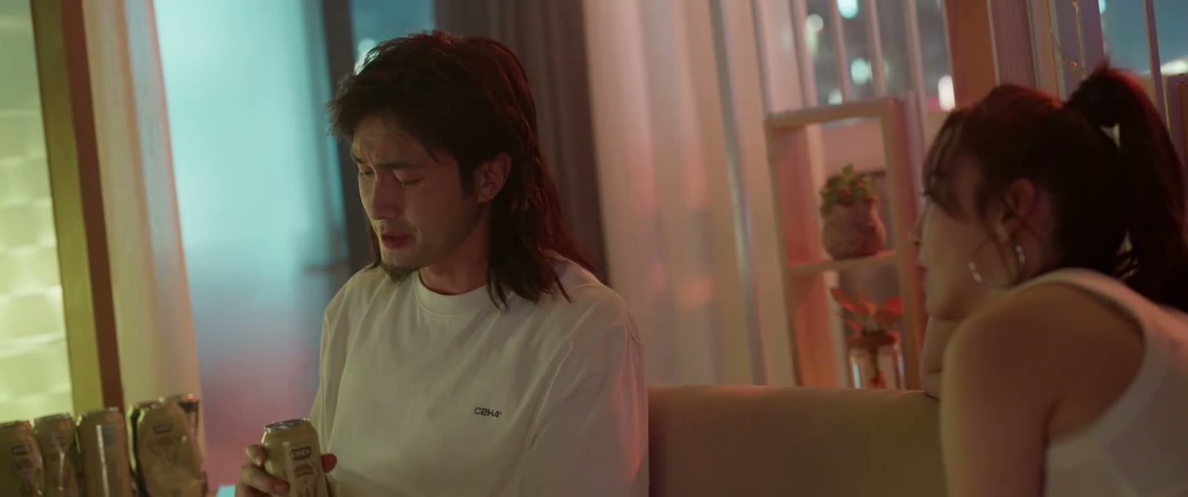 别借着酒劲装傻啊