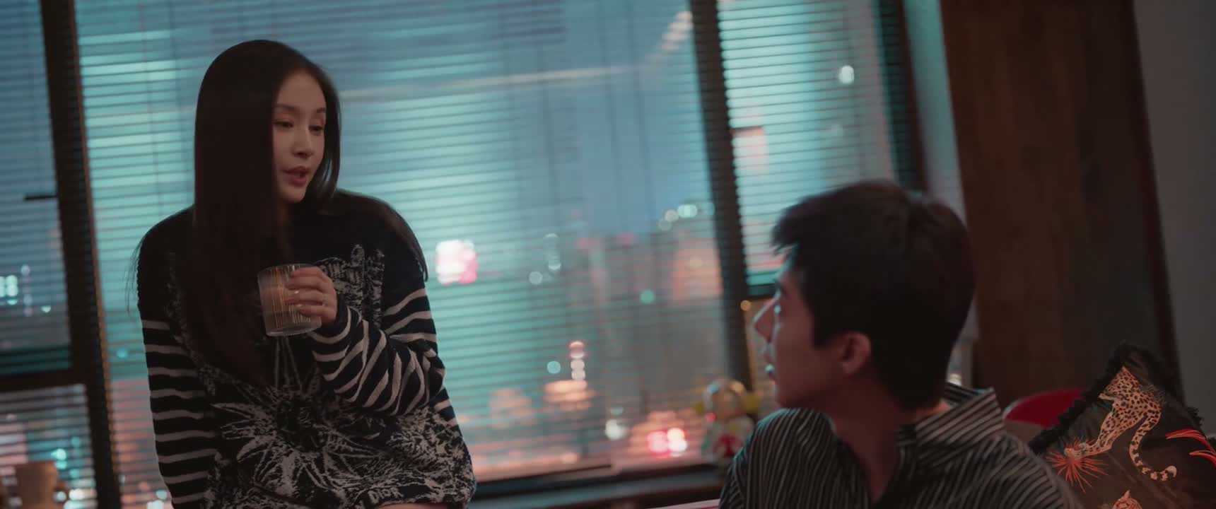 我约了他明天晚上一起吃饭