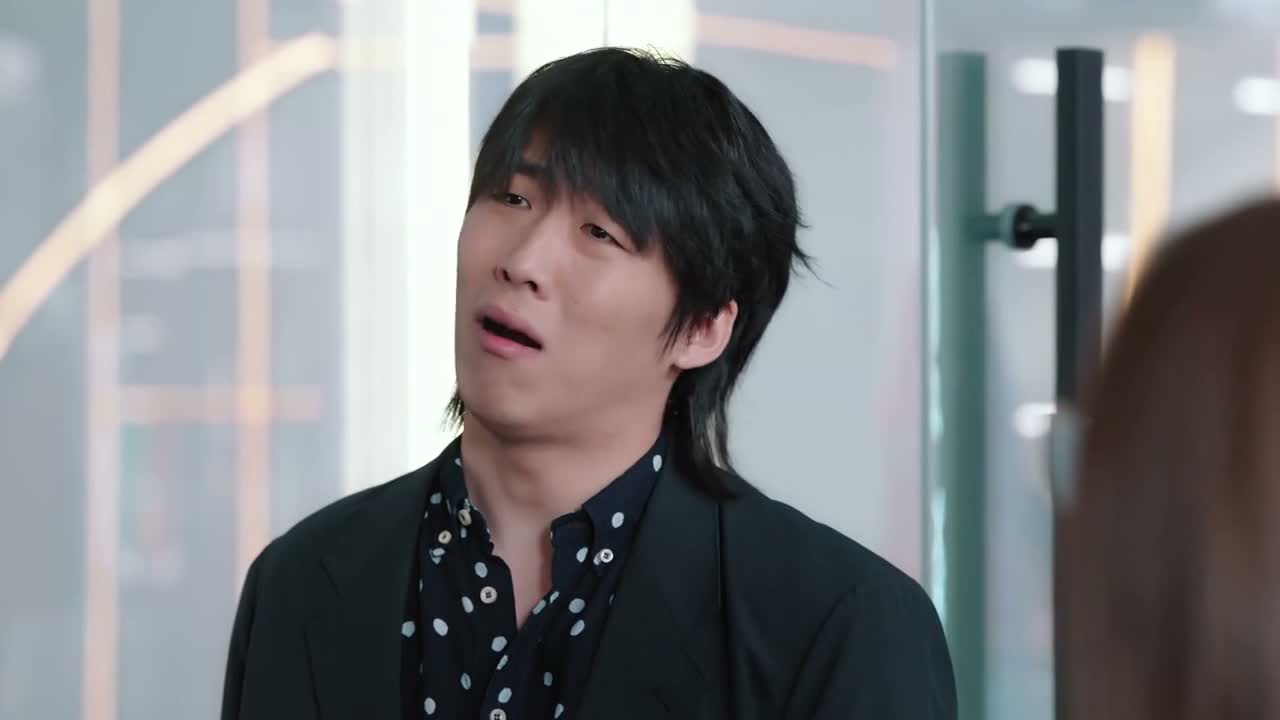 谦儿 我都想亲你一口