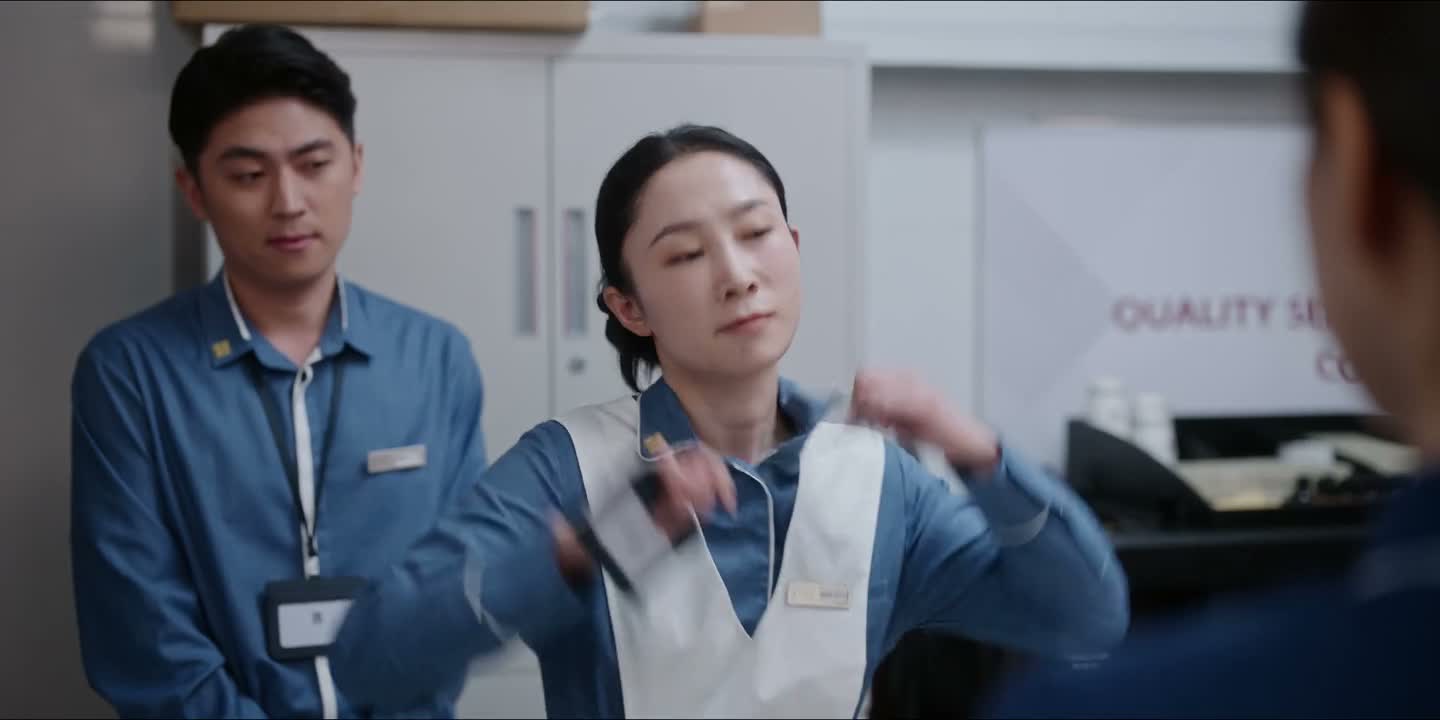 从纪黑卡给你消差评的时候
