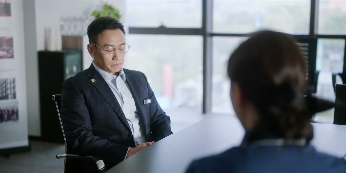 远远谈不上熟悉