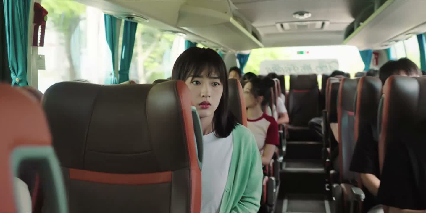 续蕊现在对小灿闭口不谈了