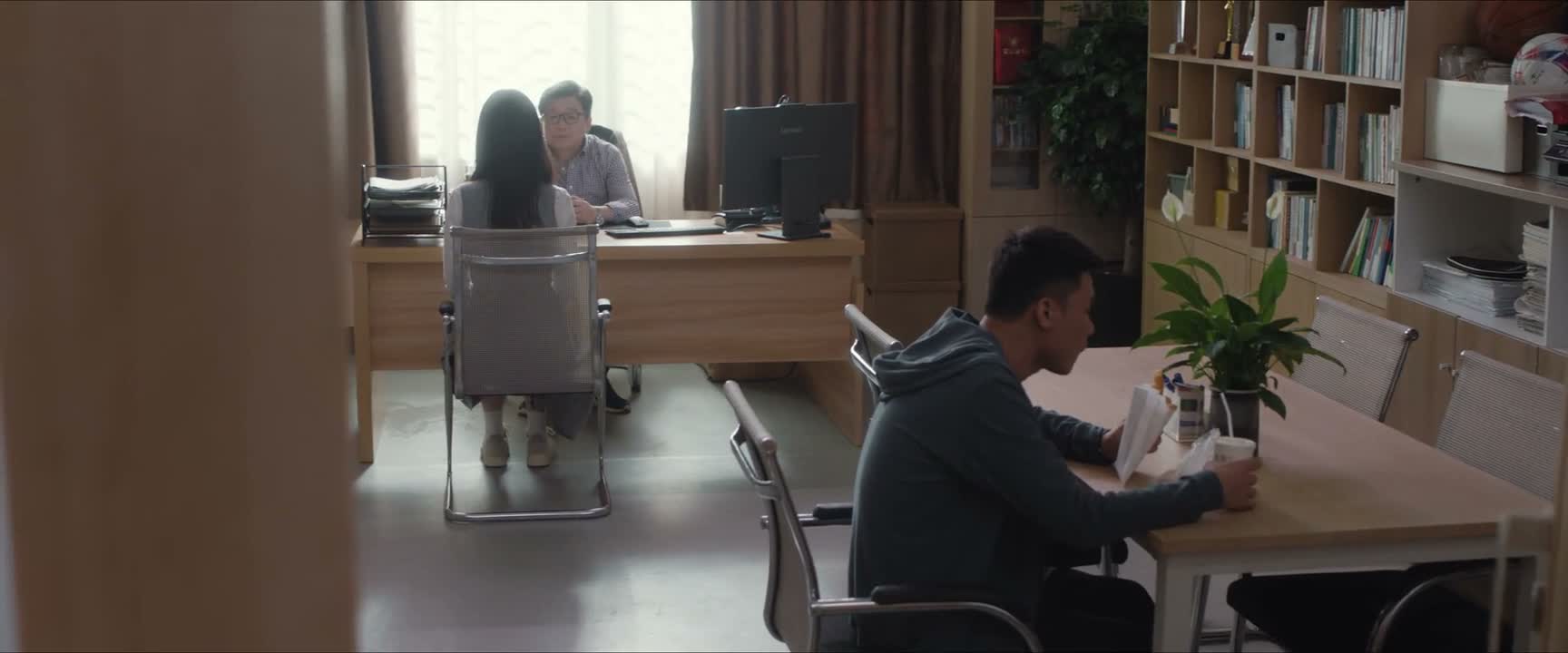钱主任 我必须要向您和学校道歉