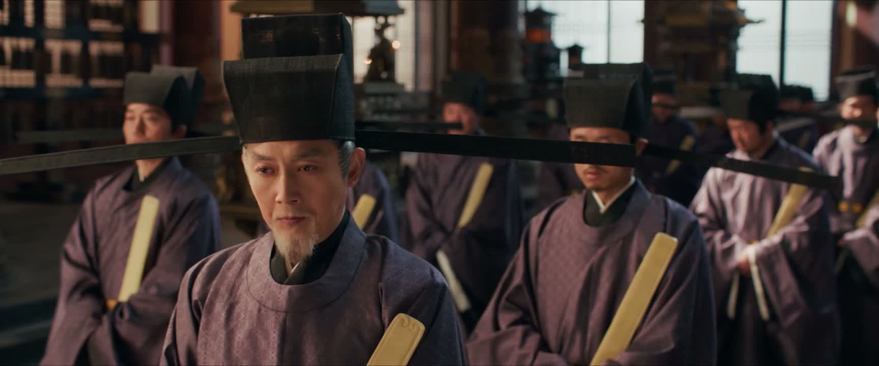 请陛下三思