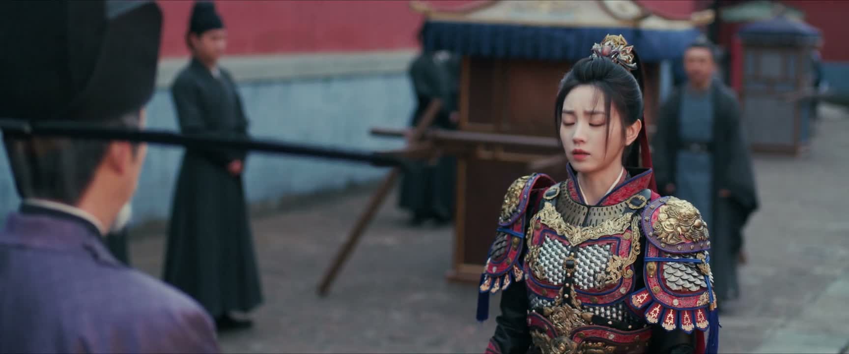 怎么 连我也要训啊