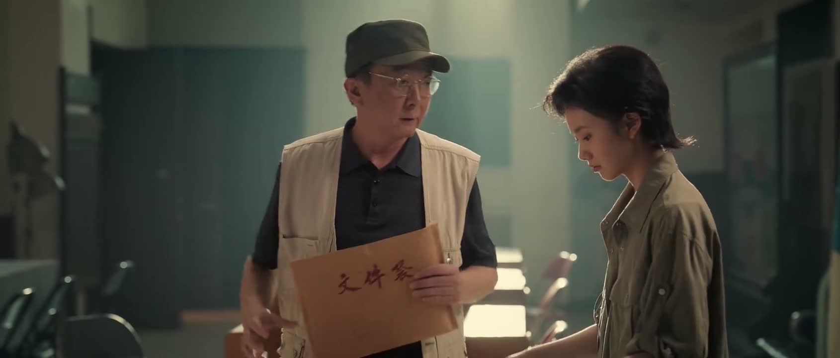 但是 她看了一辈子戏 她是懂的