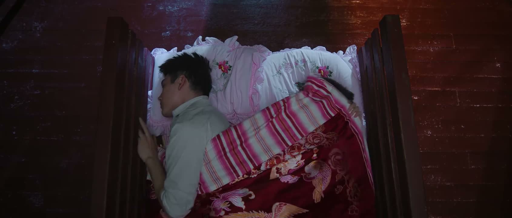 别 别抢被子呀
