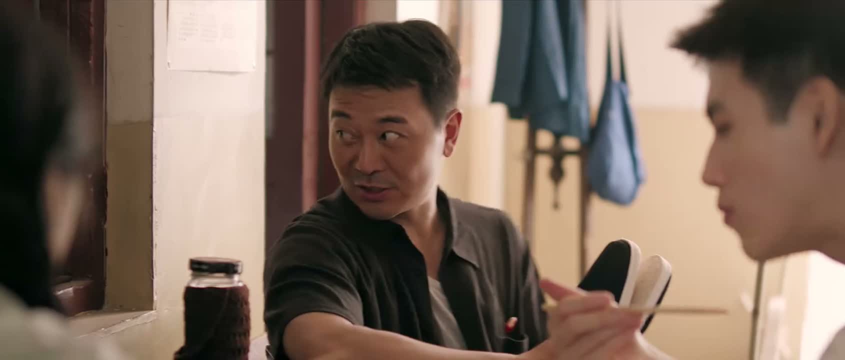 是啊 人孩子一点心意是吧