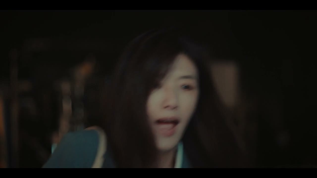 干嘛穿这样? 像十几年没有性生活一样