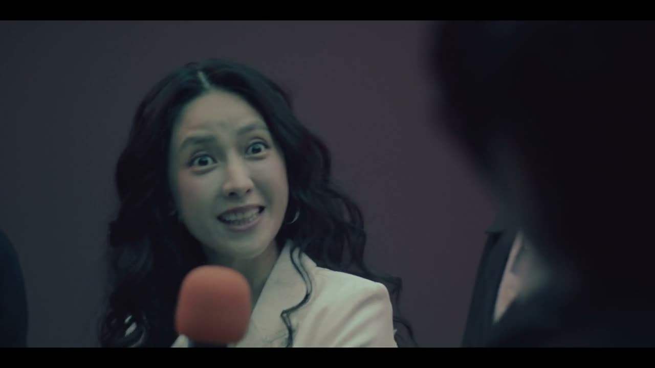 你们的单曲 今天已经冲上排行榜冠军喽