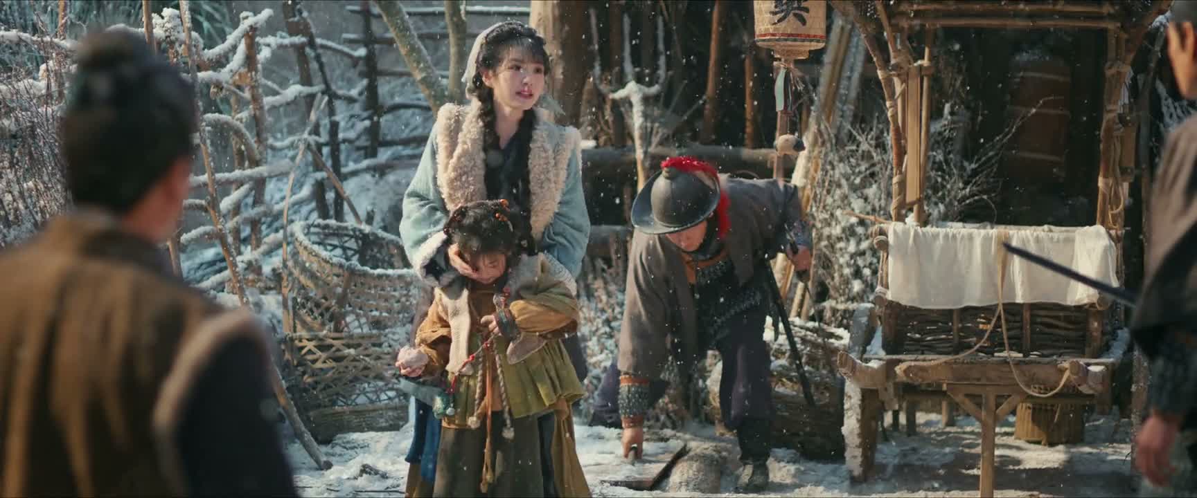 我和妹妹在玩躲猫猫