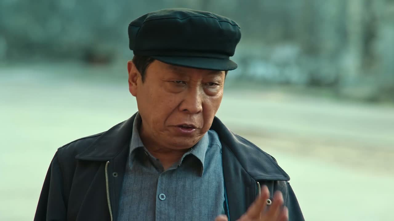 今天在座的 都姓李