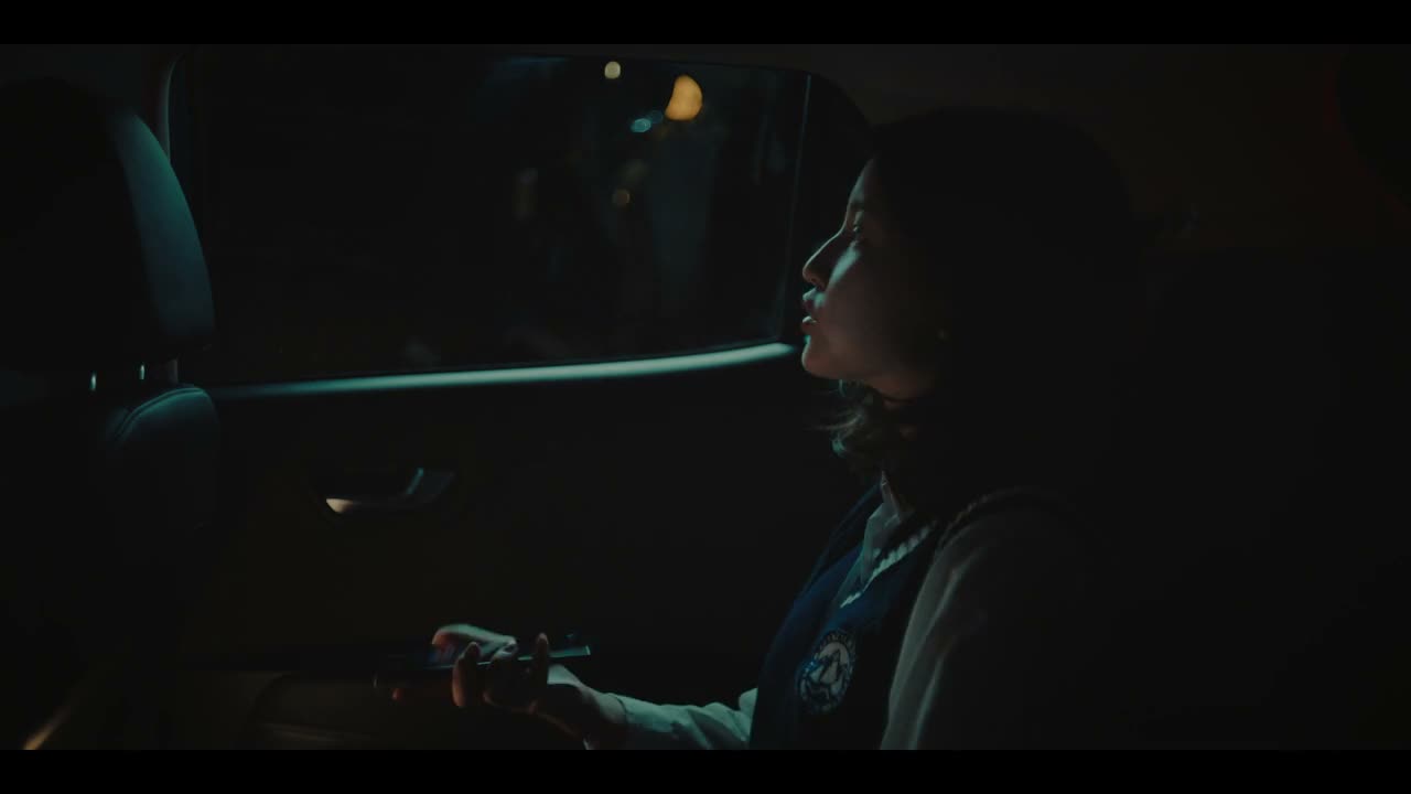 - 对 不好意思 - 没事 你慢慢来