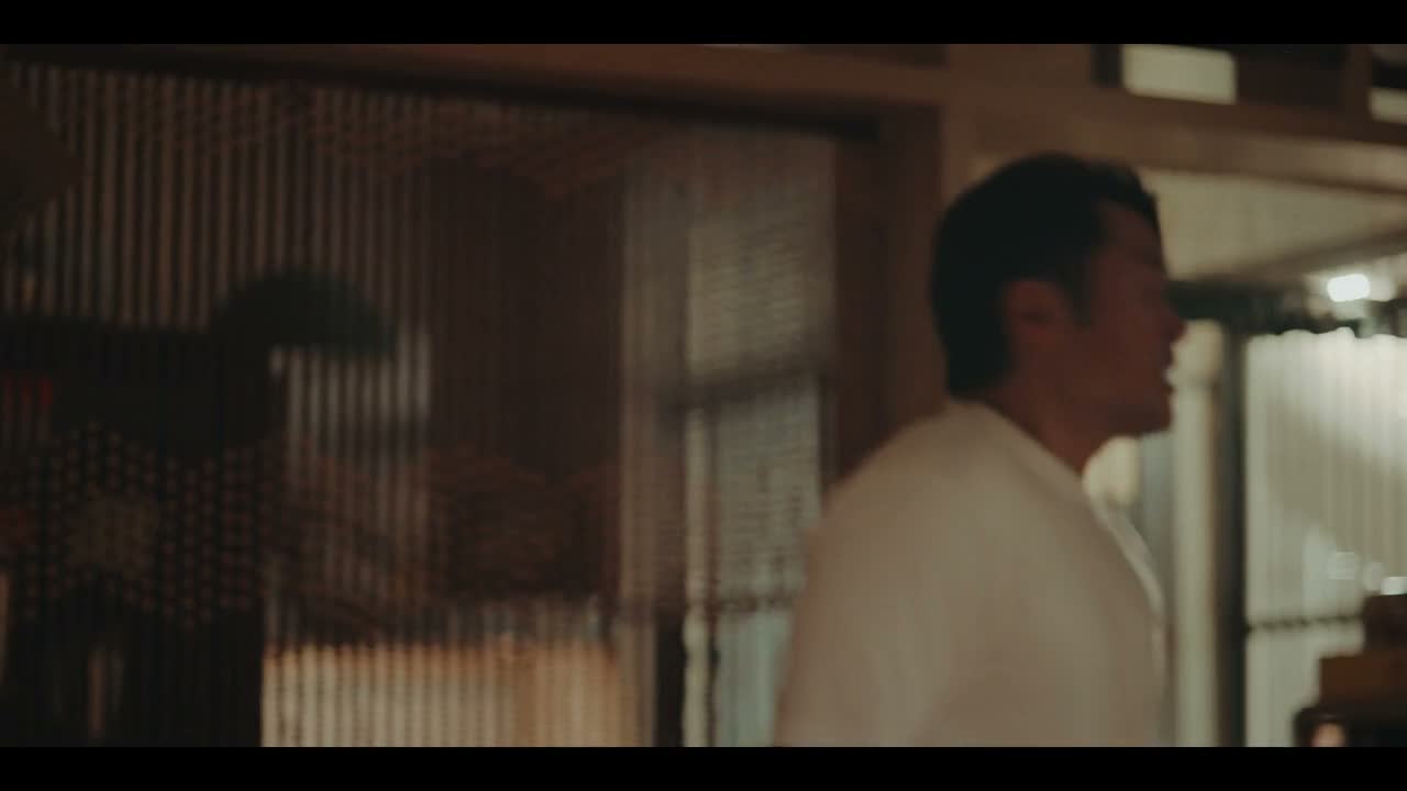 可是他就不是我 如果他是我的话 那我是谁?