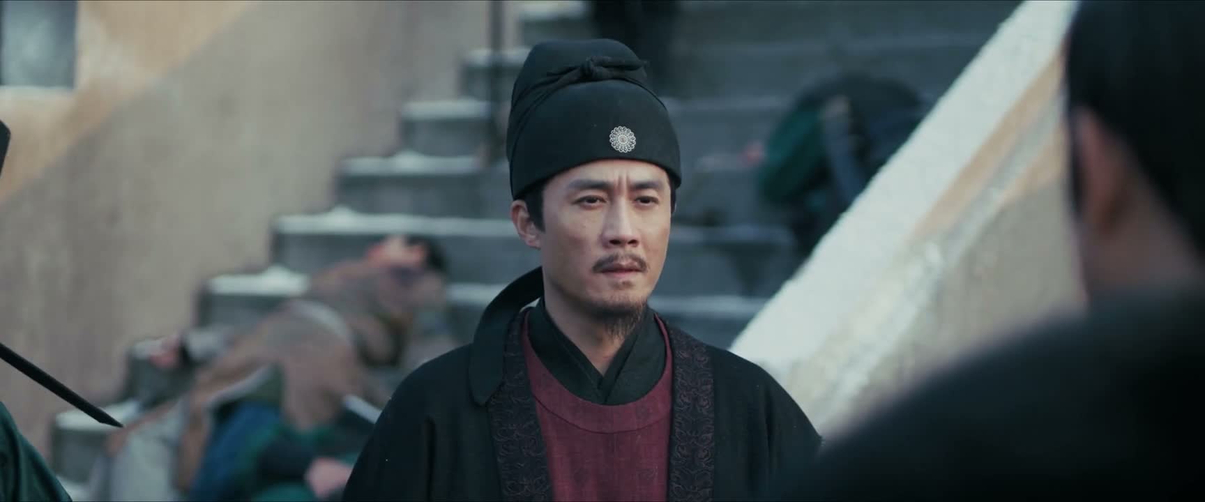 应当重重赏赐才是
