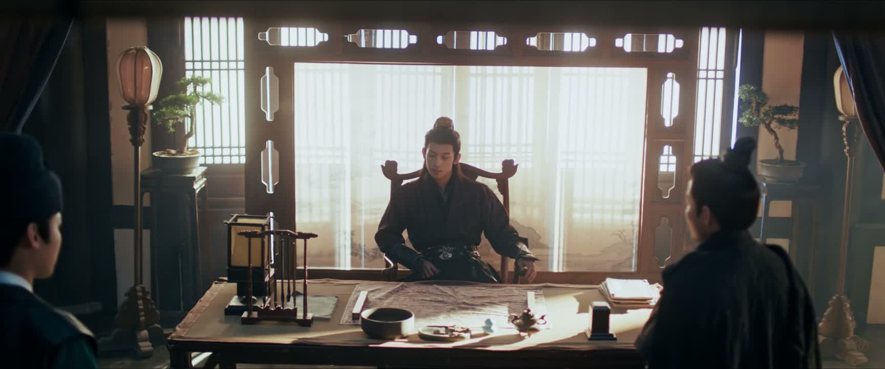 这丫鬟长得还挺好的