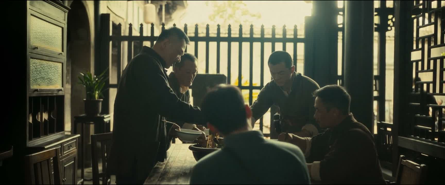 虽然陆路给封了 但是水路呢 我们还行得通