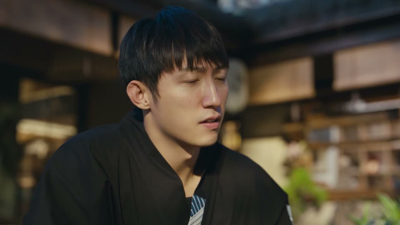 我在拳馆里帮你找个活儿干吧