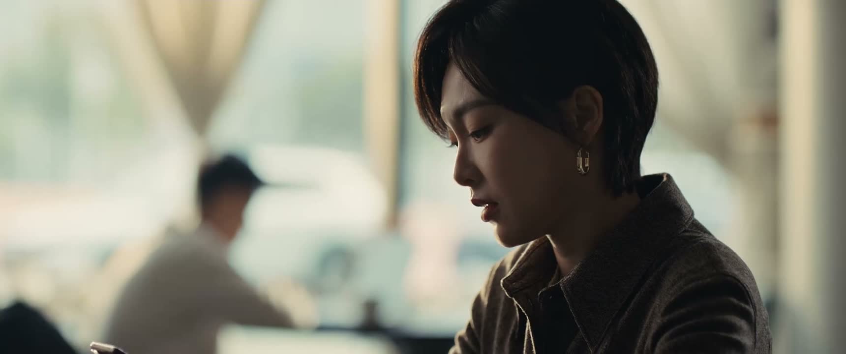 她不是你的死对头吗 能帮你吗