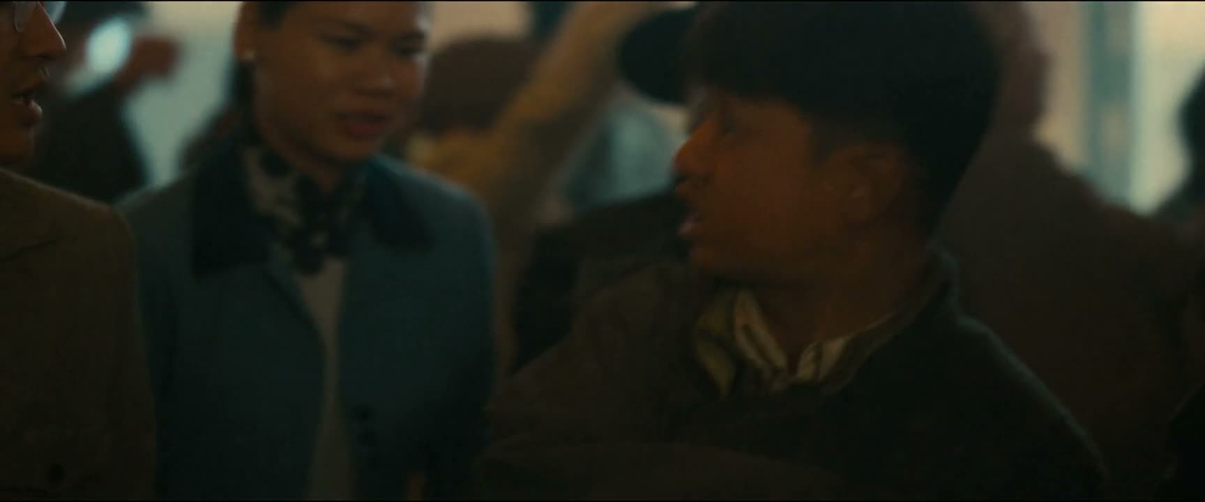 挤什么挤 谁踩到你了 排队 排队