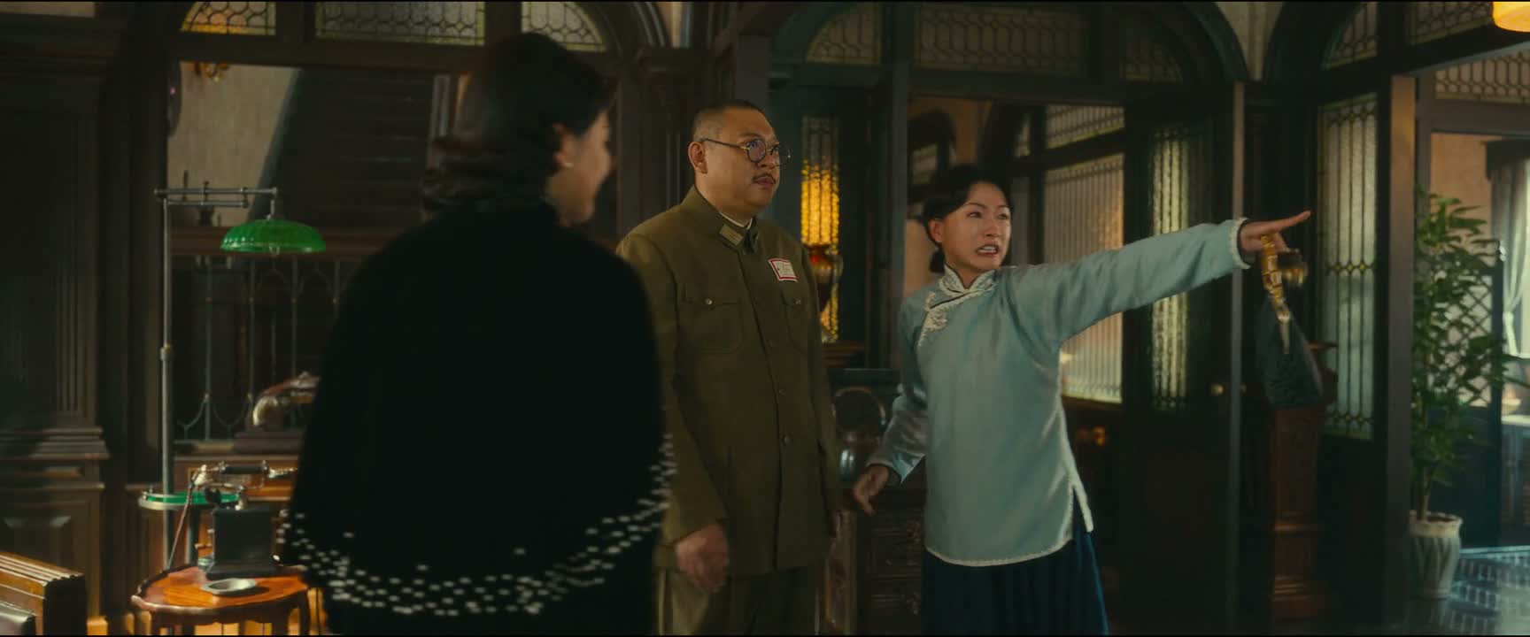 他的尸体还在大场 尸骨未寒